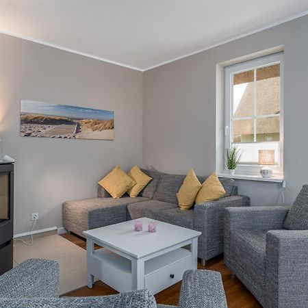 Vila Reetidyll Am Haff Pepelow Exteriér fotografie