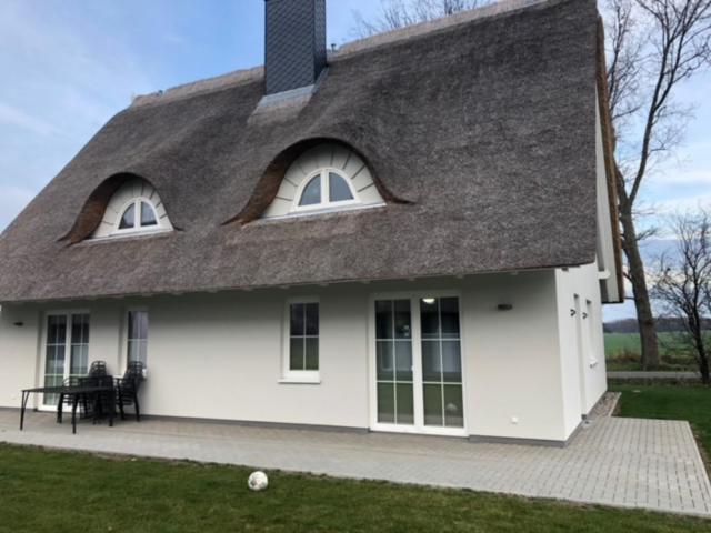 Vila Reetidyll Am Haff Pepelow Exteriér fotografie