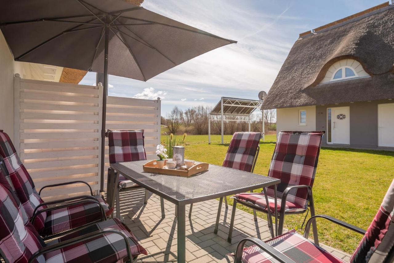 Vila Reetidyll Am Haff Pepelow Exteriér fotografie